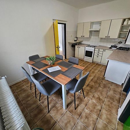 Hotel Squash Centrum Приевица Стая снимка