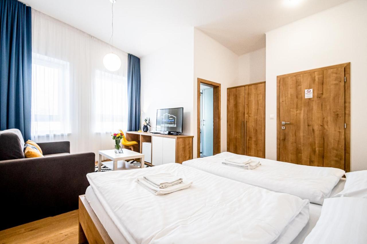 Hotel Squash Centrum Приевица Екстериор снимка