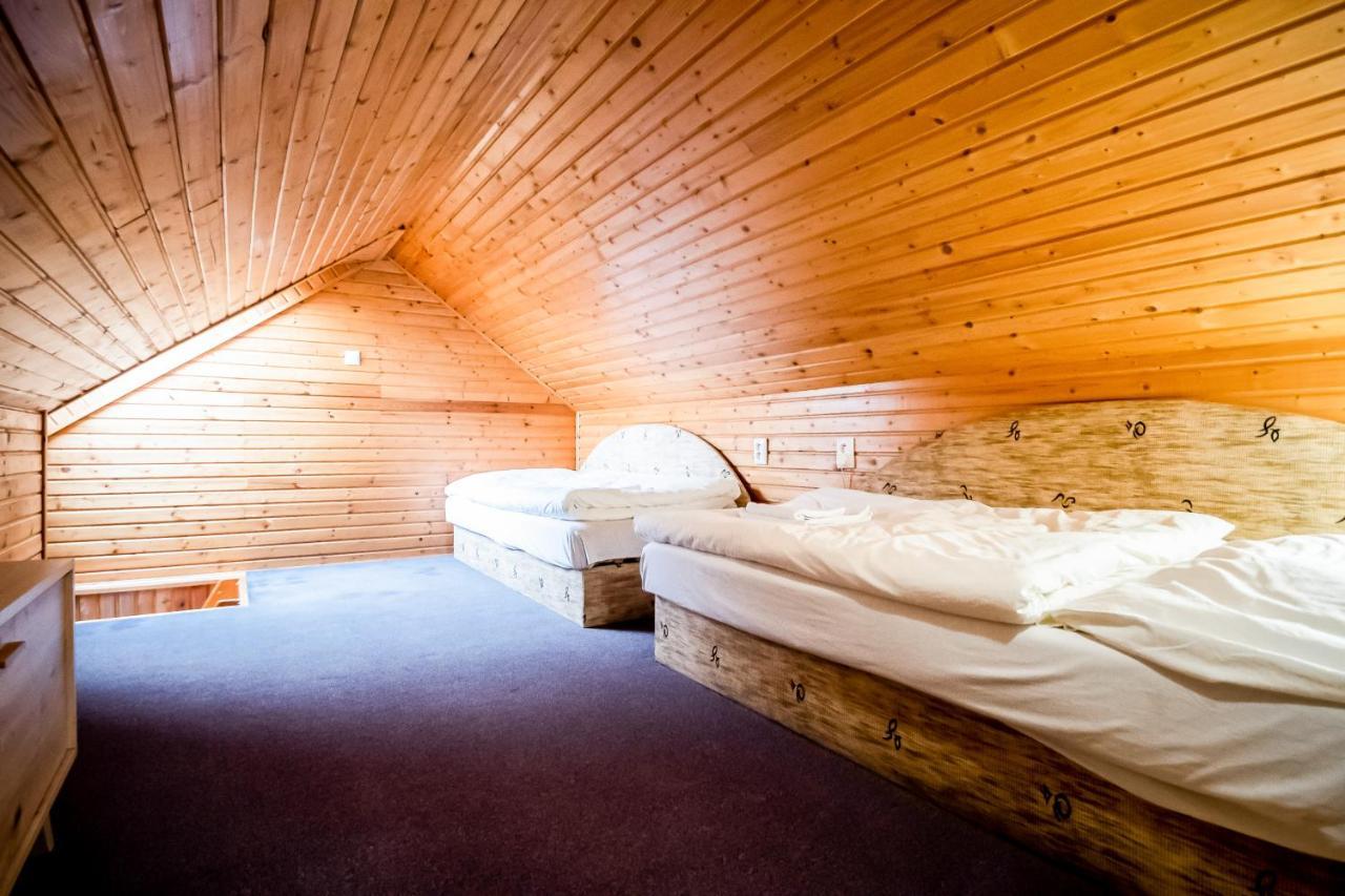 Hotel Squash Centrum Приевица Екстериор снимка