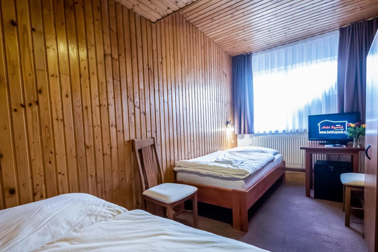 Hotel Squash Centrum Приевица Екстериор снимка