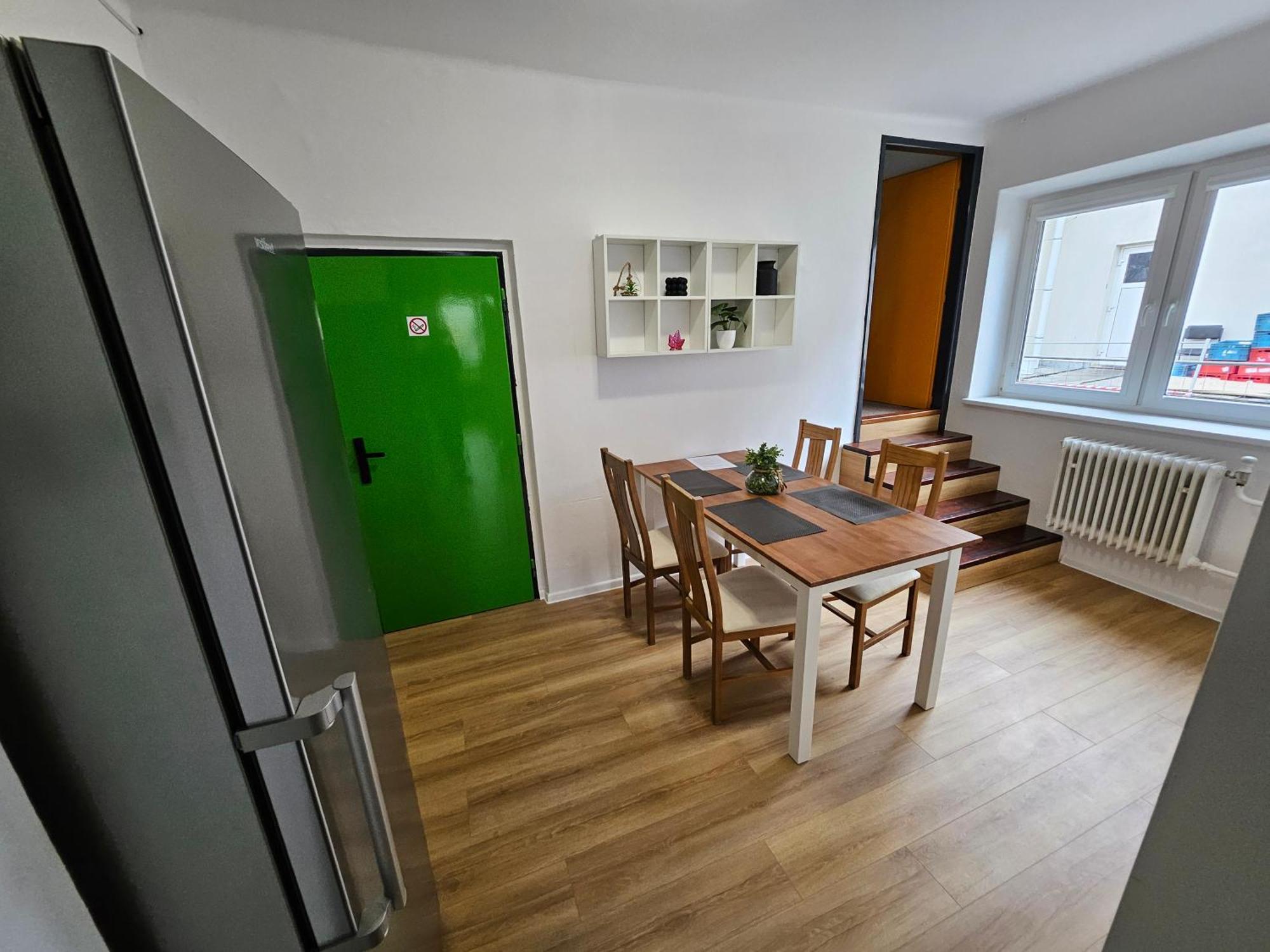 Hotel Squash Centrum Приевица Стая снимка