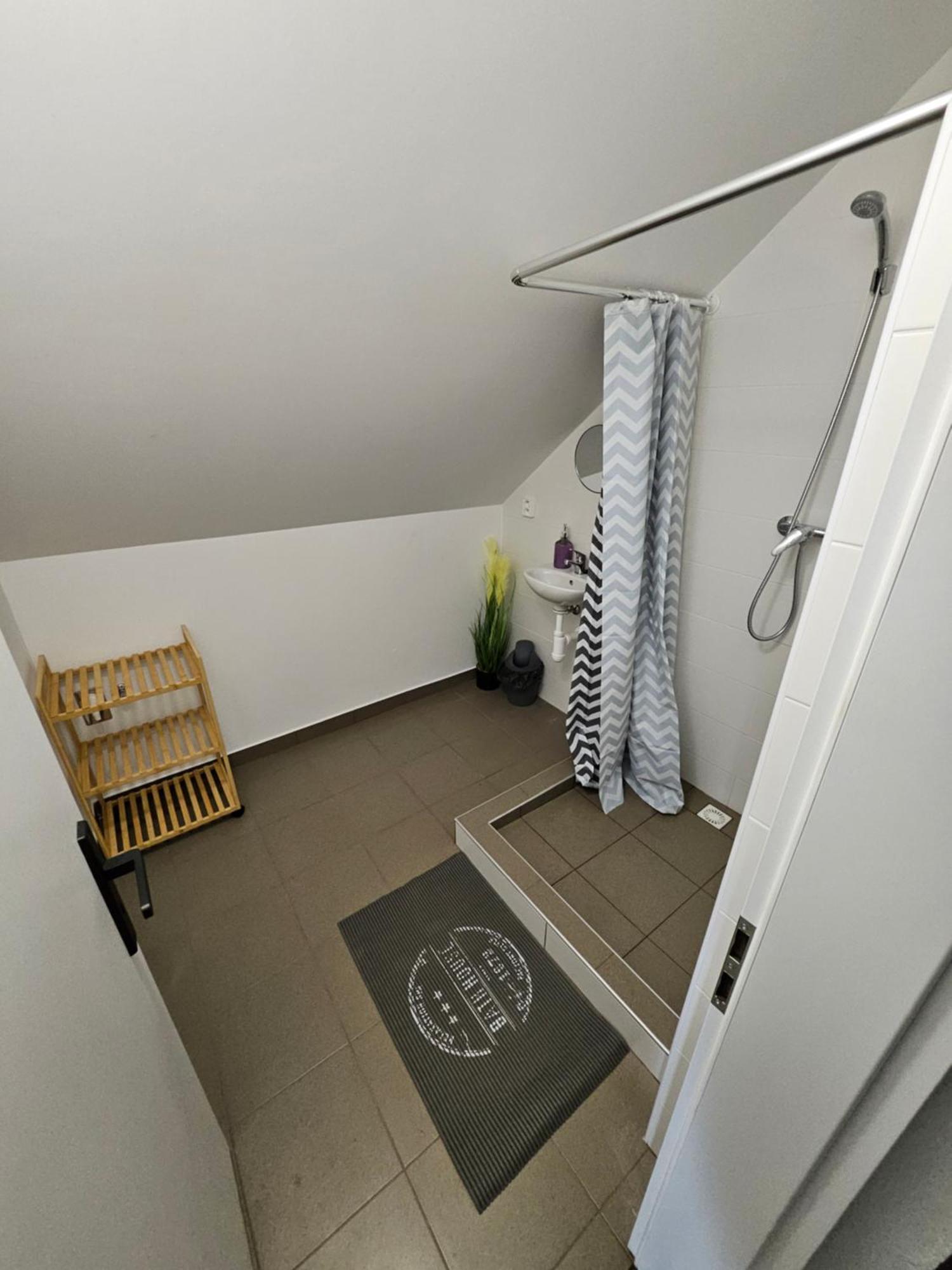 Hotel Squash Centrum Приевица Стая снимка