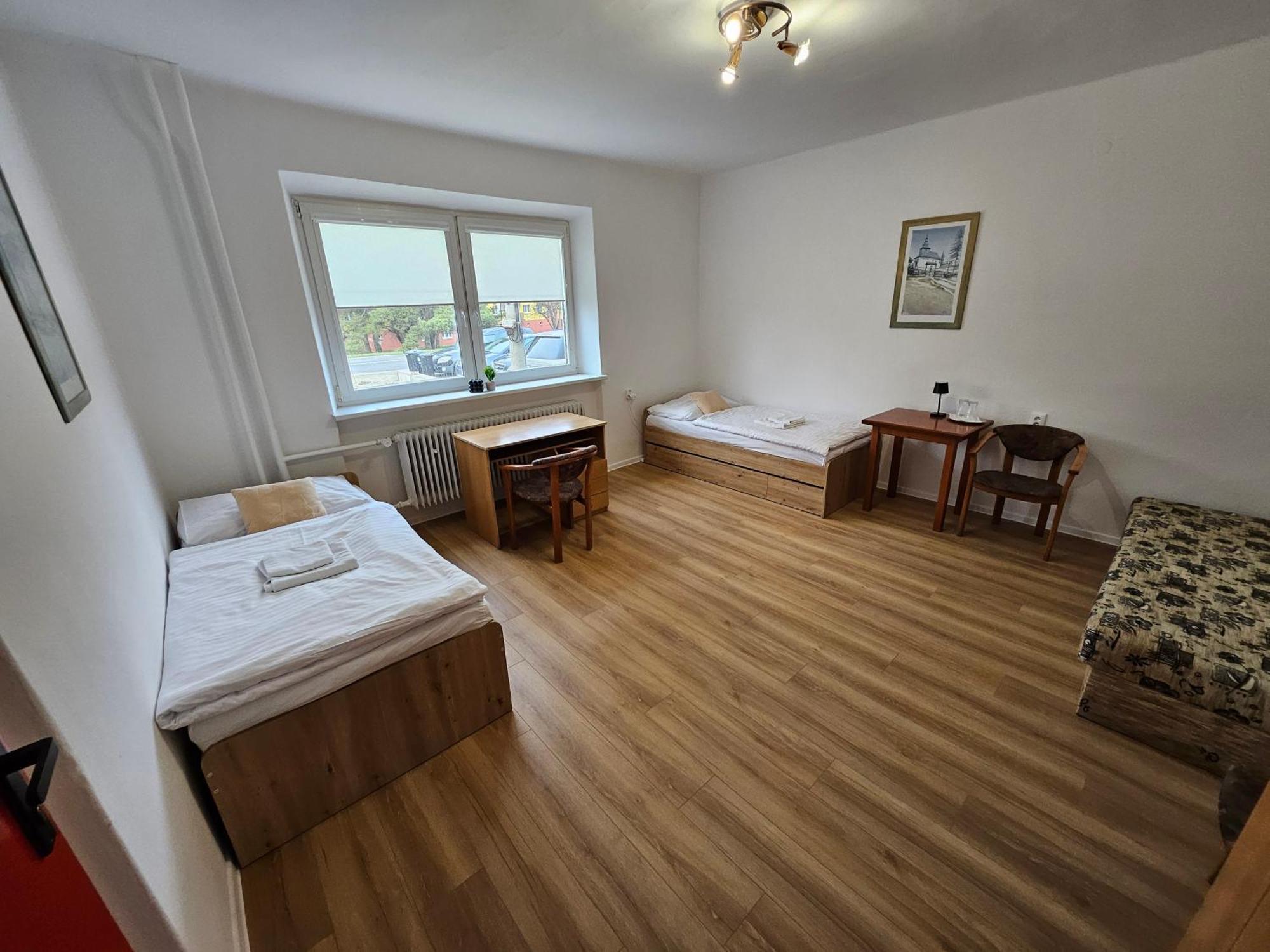 Hotel Squash Centrum Приевица Стая снимка